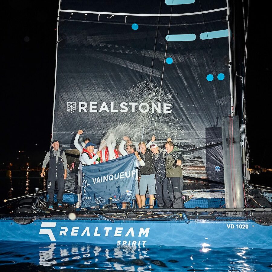 Bol d’Or du Léman 2025 — 15 heures, 26 minutes et 5 secondes. 🩵Une victoire entièrement dédiée