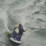 RIDE INTO THE STORM ON THE LEFT (with @alemaodemaresias )...@lavacagigantesurf Amazing french s (1)