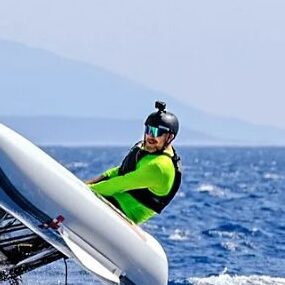 Joe is really giving his MiniCat 420 Evoque a proper workout in Greece. Check out his channel Jo